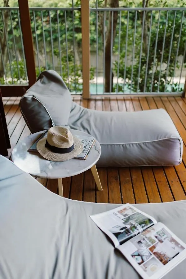 Tranquil Treetop Retreat With Pool And Ocean Views صن شاين بيتش أستراليا